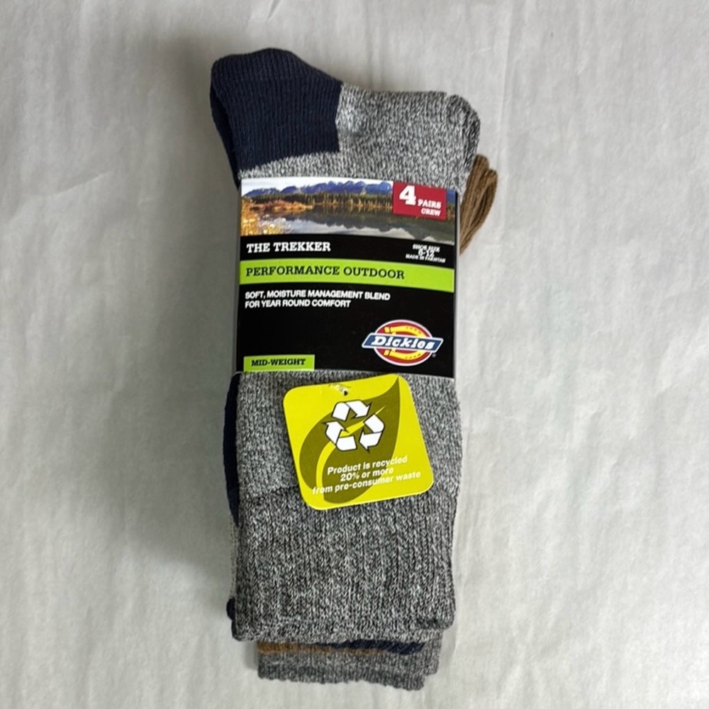 New Dickies Socks Men’s 4 Pair Performance Outdoor Mid-Weight Casual Socks Gray